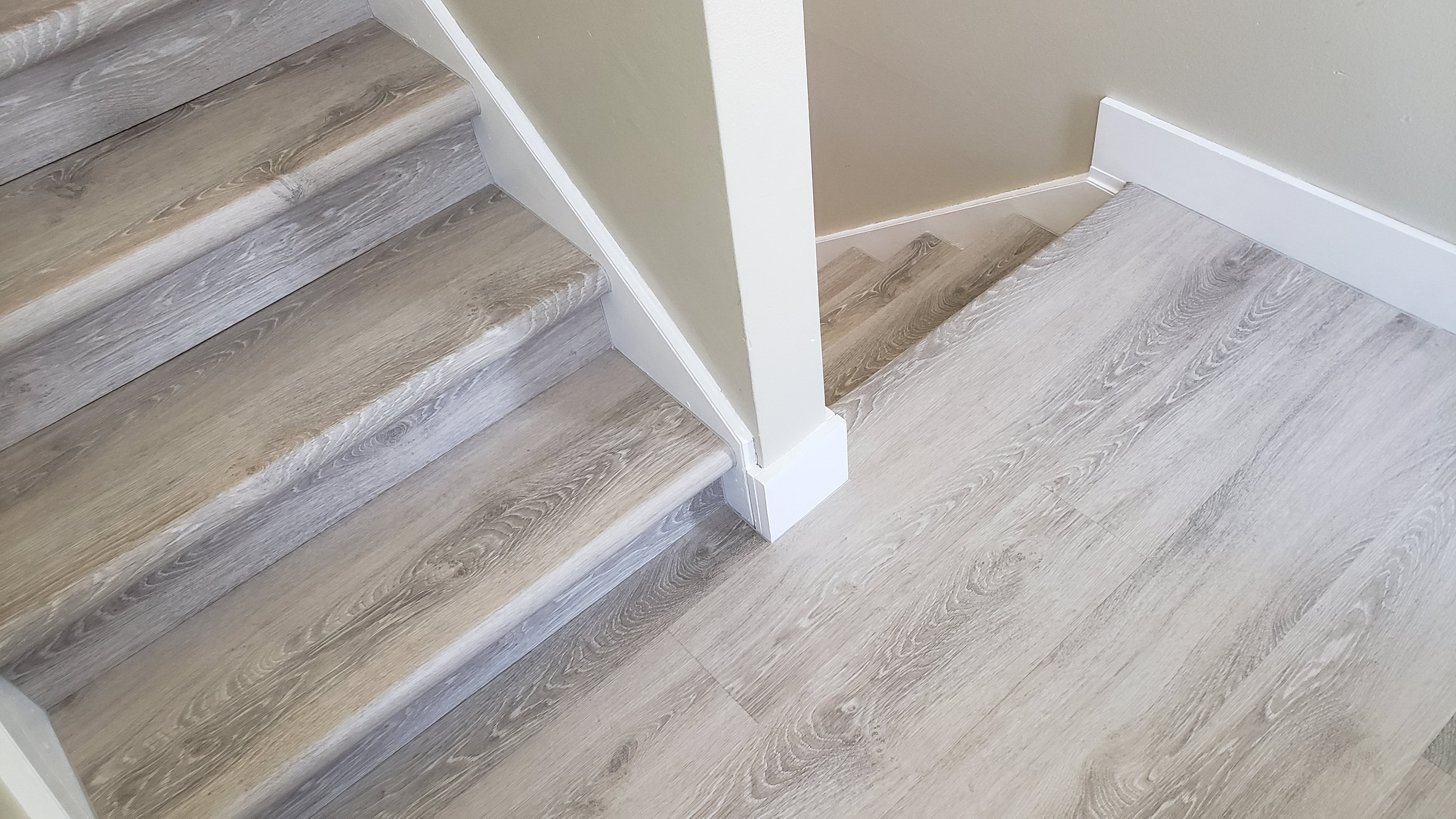 Luxury Vinyl Treads: Lifeproof Vinyl Plank Stair Nosing