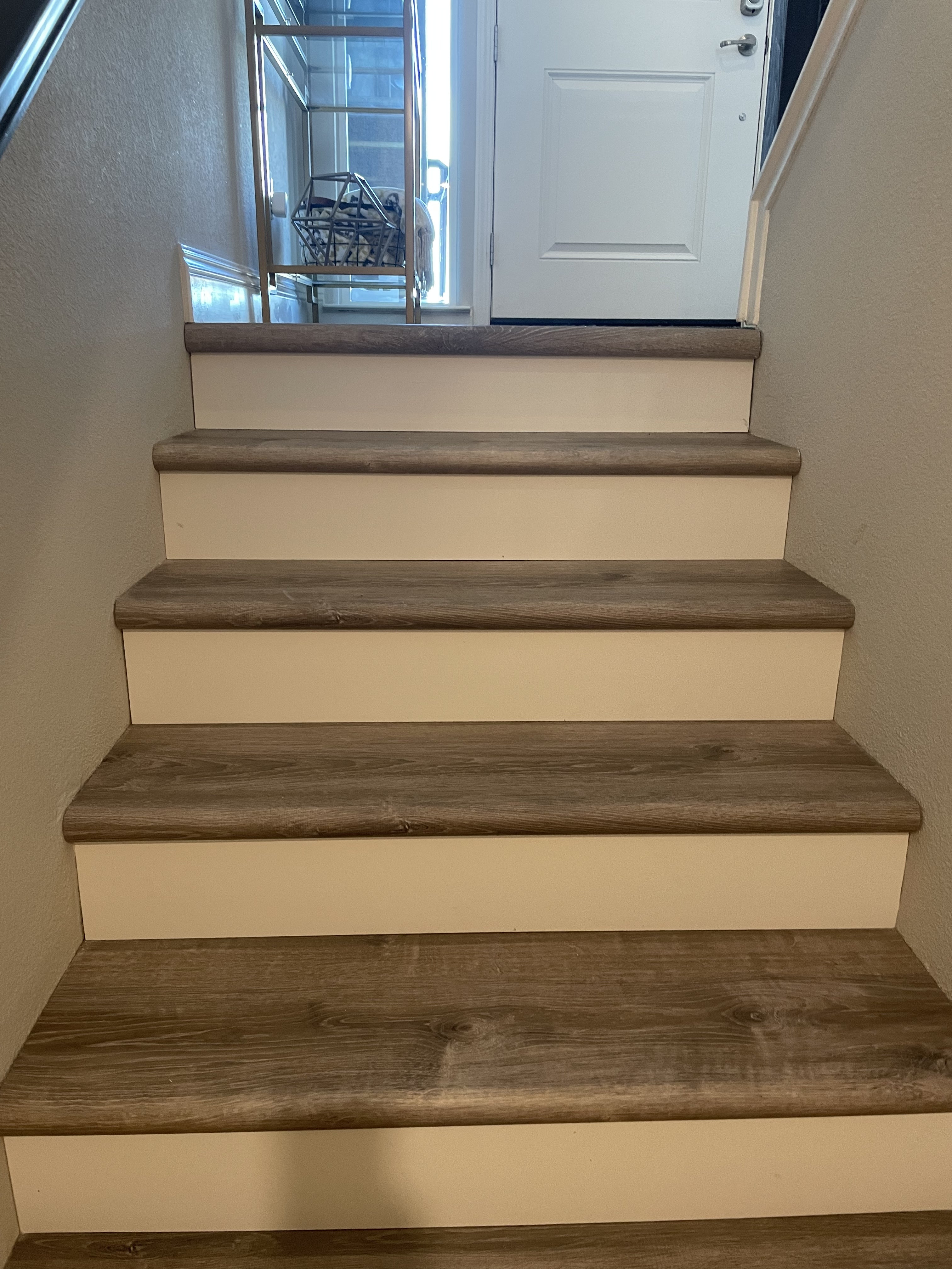 Gallery – Luxury Vinyl Treads