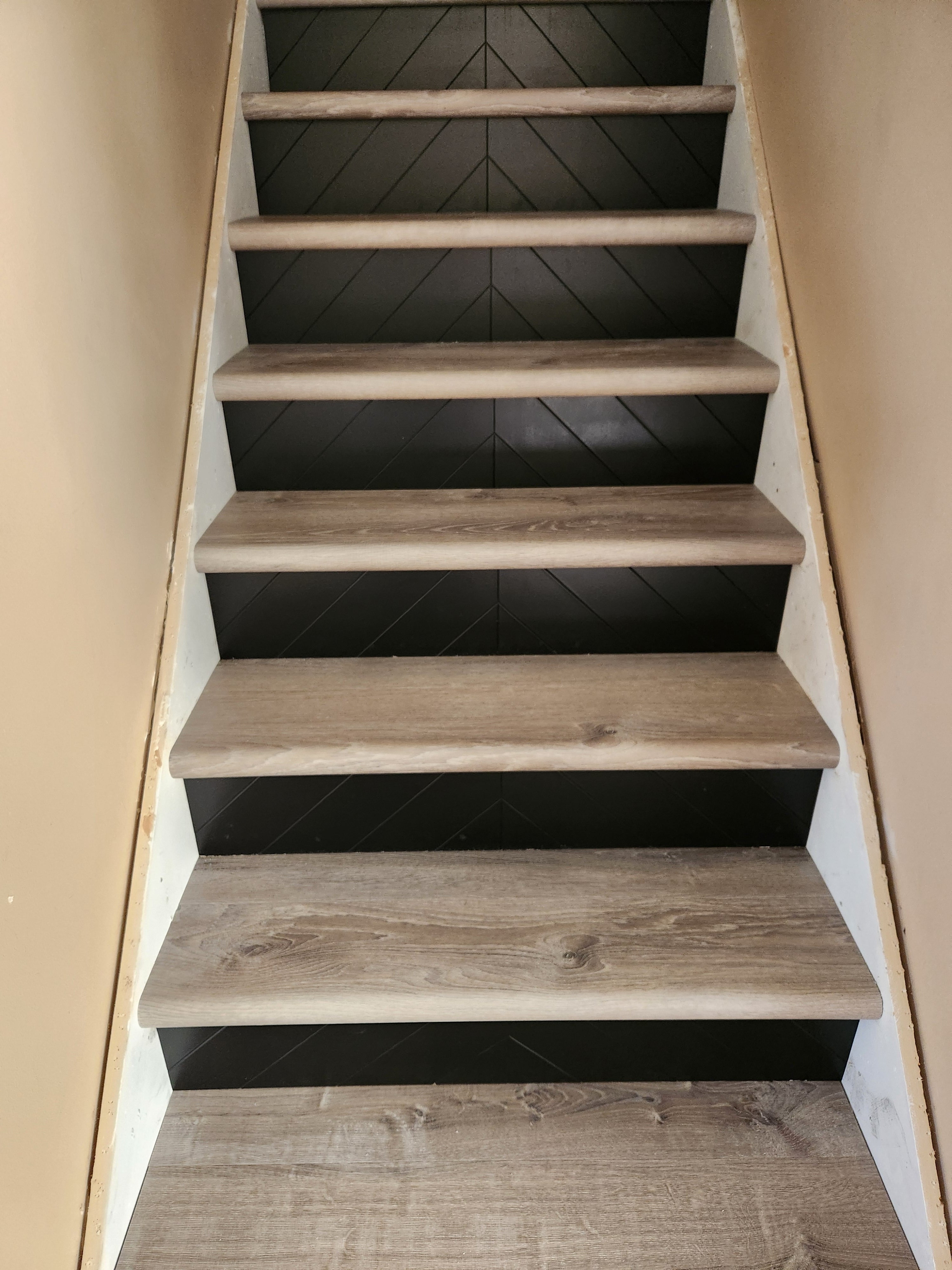 Gallery – Luxury Vinyl Treads